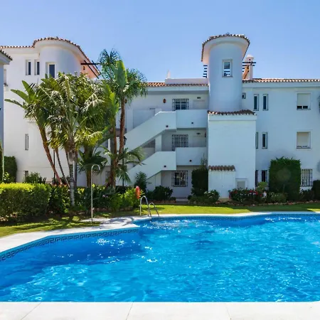 Los Naranjos Apartment *